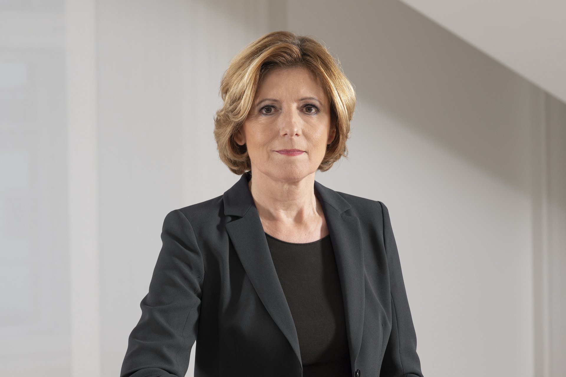 Portraitbild der Ministerpräsidentin